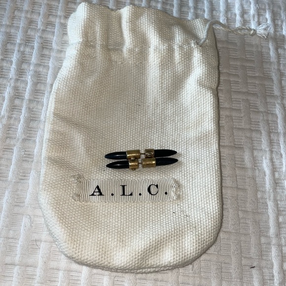 Double sided earrings. - Picture 1 of 3